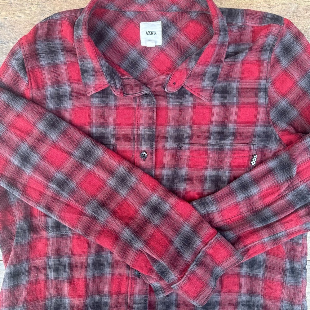 Vans Flannel Plaid Button-Up Shirt Red and Black Large - Picture 9 of 9